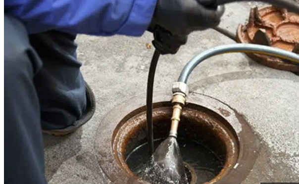 شركة تسليك غرف التفتيش بمكة