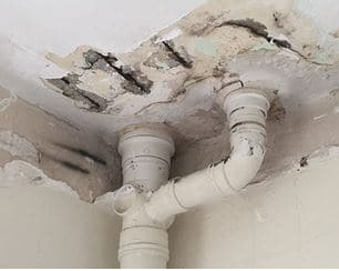 فحص تسريب المياه